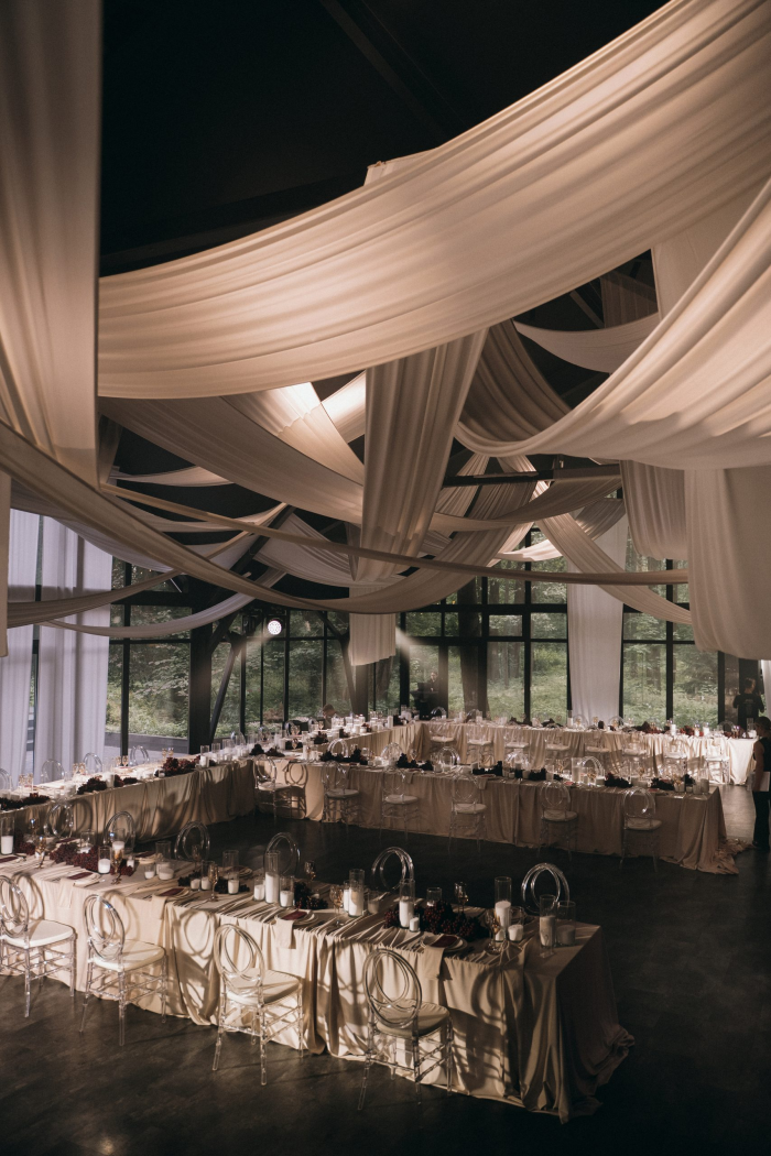Знакомим вас с живописной свадебной площадкой Les Event House, где встречаются продуманный комфорт, красота и безопасность