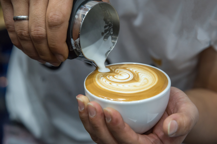 Назван самый вредный кофейный напиток