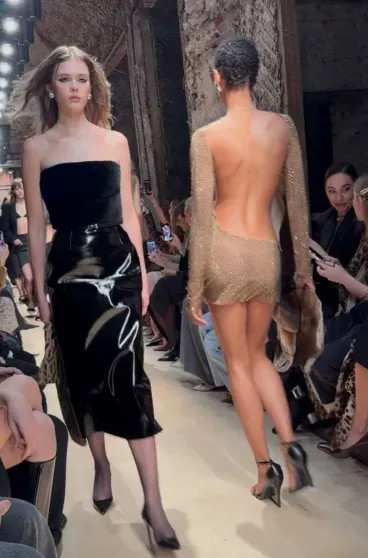 Пробка из "Роллс-Ройсов", Ксения Собчак и Светлана Бондарчук среди гостей и топ-модели на подиуме: вся светская Москва на показе Александра Терехова