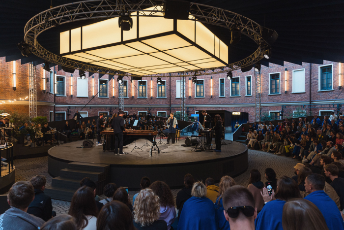 «Мы меломаны и милашки»: кто такие Hauntology и почему они наводят шуму в московском мире академической музыки