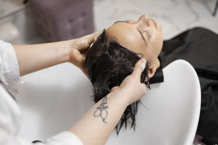 Десять лайфхаков, которые помогут усилить эффект маски для волос