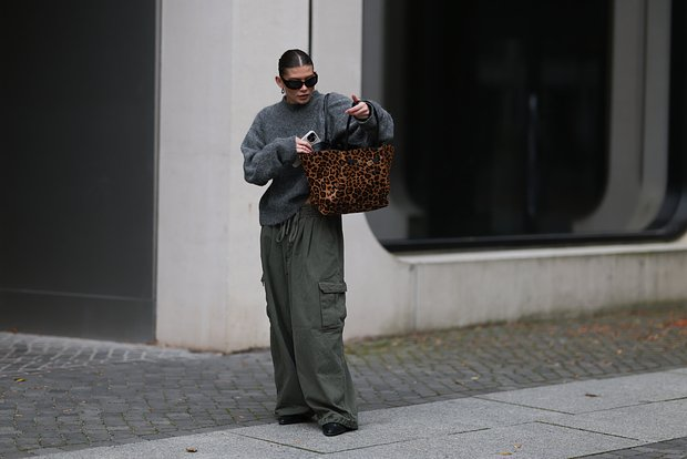 Что такое стиль Y2K? Как правильно носить одежду из 2000-х, главные тренды