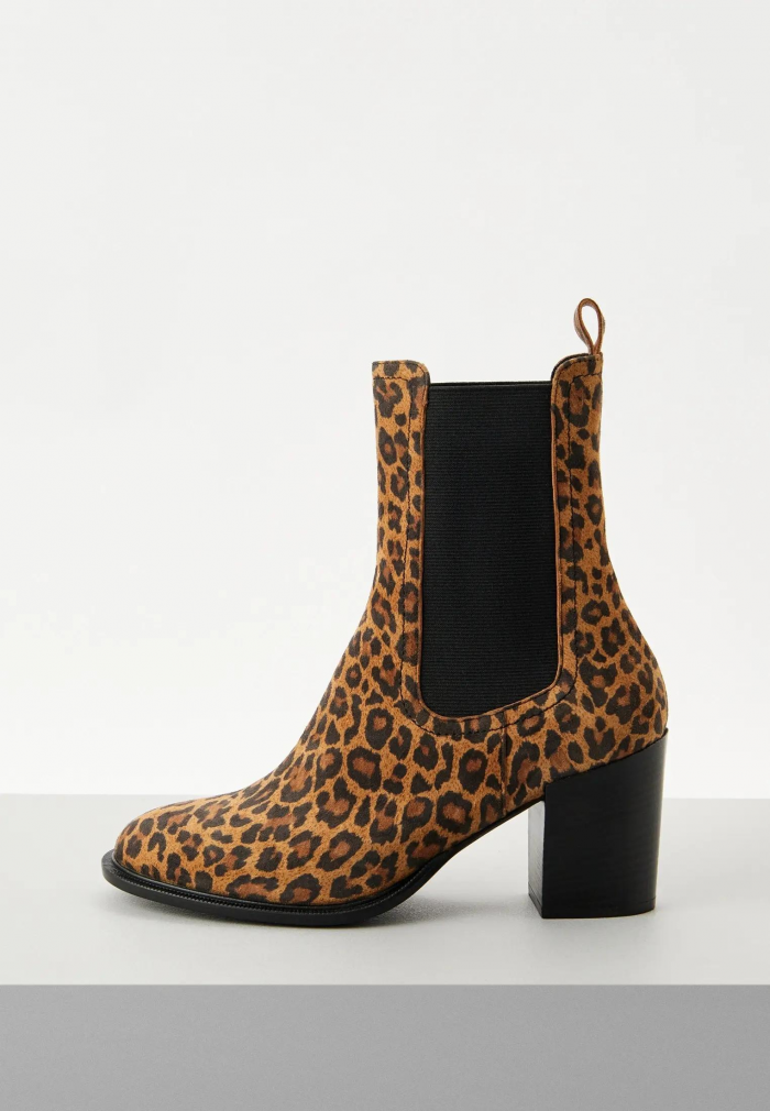 Теплая обувь: выбираем стильную пару на холодный сезон у российских брендов