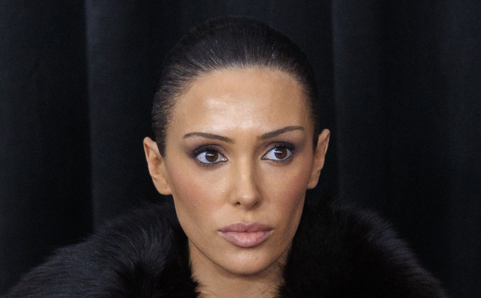 Жена рэпера Канье Уэста Бьянка снялась в бюстгальтере с конусами и лосинах