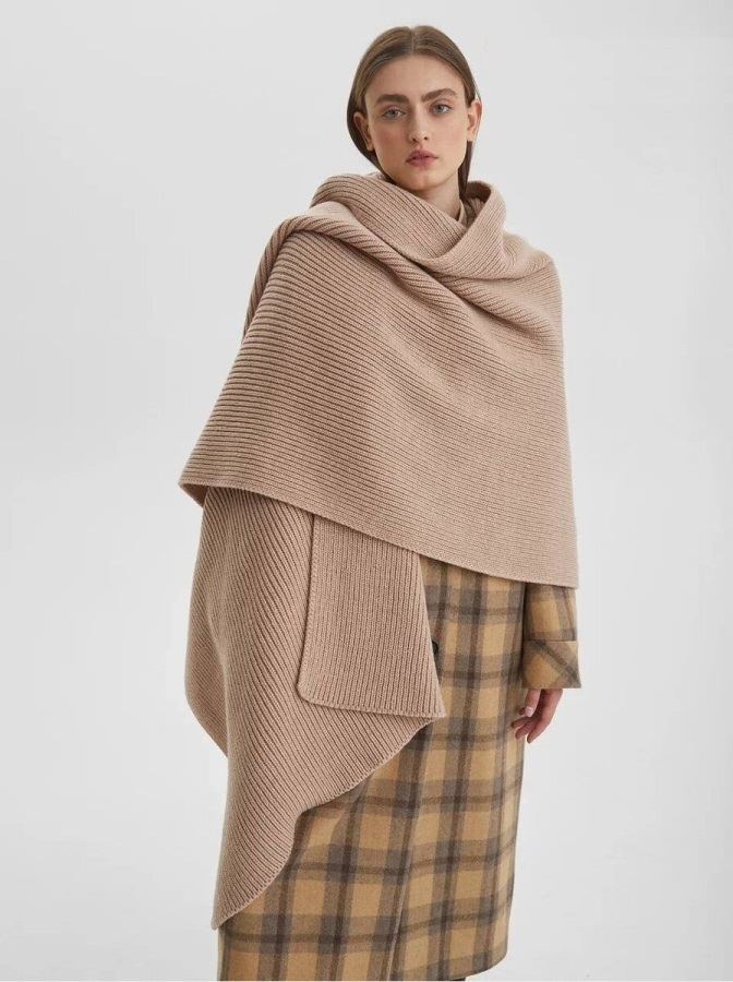 Модная база: лучшие тёплые вещи, к которым стоит присмотреться