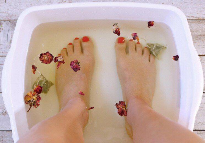 Для чего не выбрасывают чайный пакетик, а оставляют его в раковине, и как он решит одну пренеприятную проблему