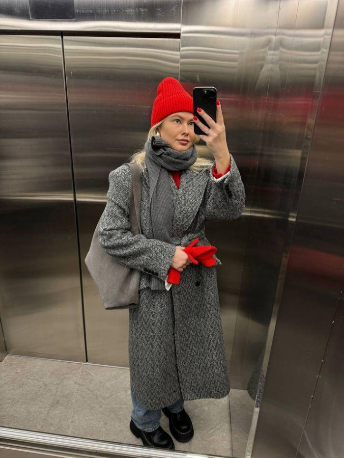 Шапки, береты и кепки: самые модные головные уборы зимы 2025/26