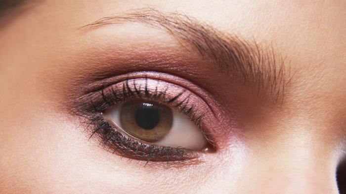 Осенний вайб в макияже: тренды, вдохновленные настроением сезона