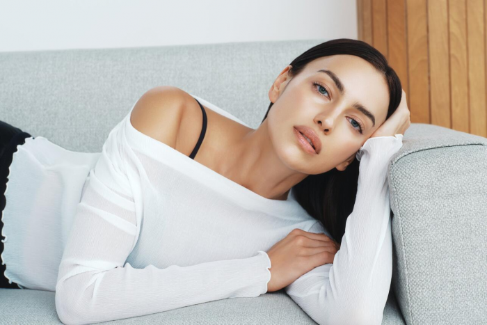 Ирина Шейк снялась в новом кампейне южнокорейского косметического бренда