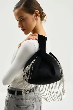 Модные женские сумки на зиму 2026 года: трендовые модели с фото, цвета, материалы и принты