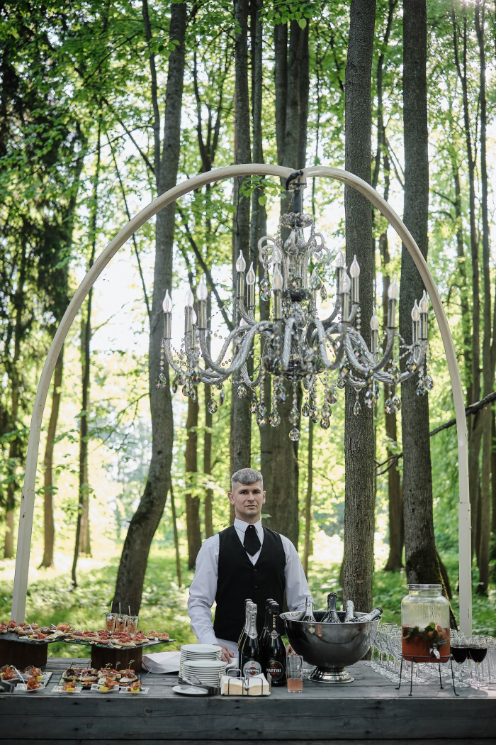 Знакомим вас с живописной свадебной площадкой Les Event House, где встречаются продуманный комфорт, красота и безопасность