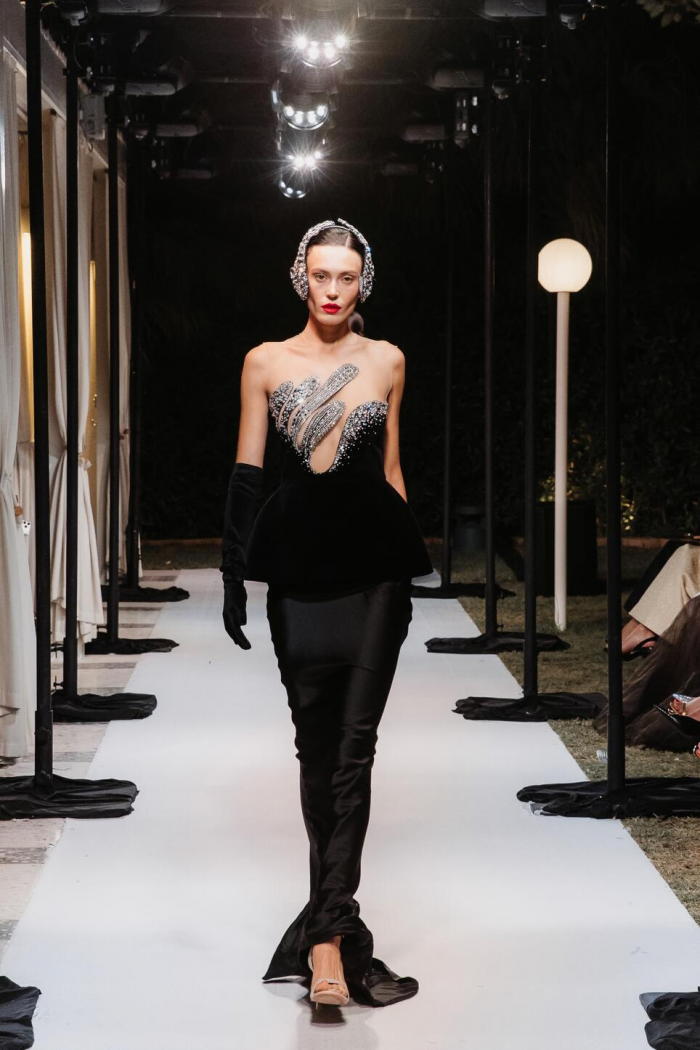 Модный Дом YANINA Couture впервые провел закрытый показ знаковых кутюрных образов