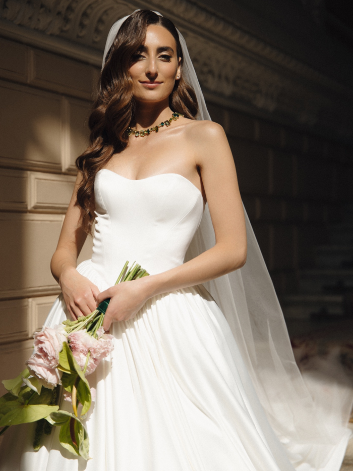 Трогательная церемония в ЗАГСе, караоке под аккомпанемент рояля и танцевальная битва в завершение вечера - свадьба пары из Санкт Петербурга