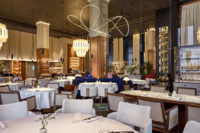 Wagyu, сибас и вдохновение: Сергей Балашов переосмысляет классику в LEO