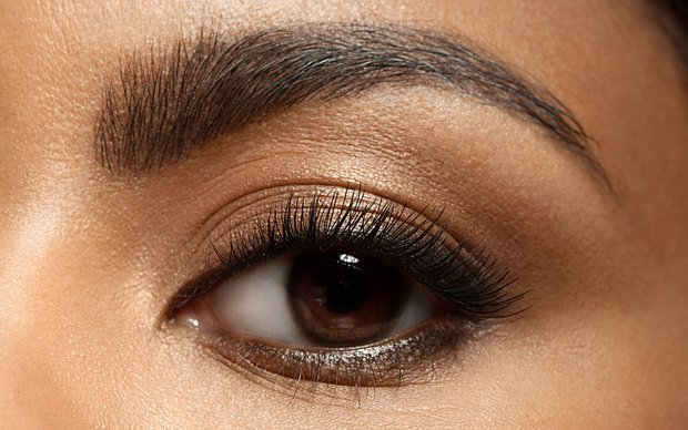 Макияж на Новый год 2026: идеи, советы и модные тренды