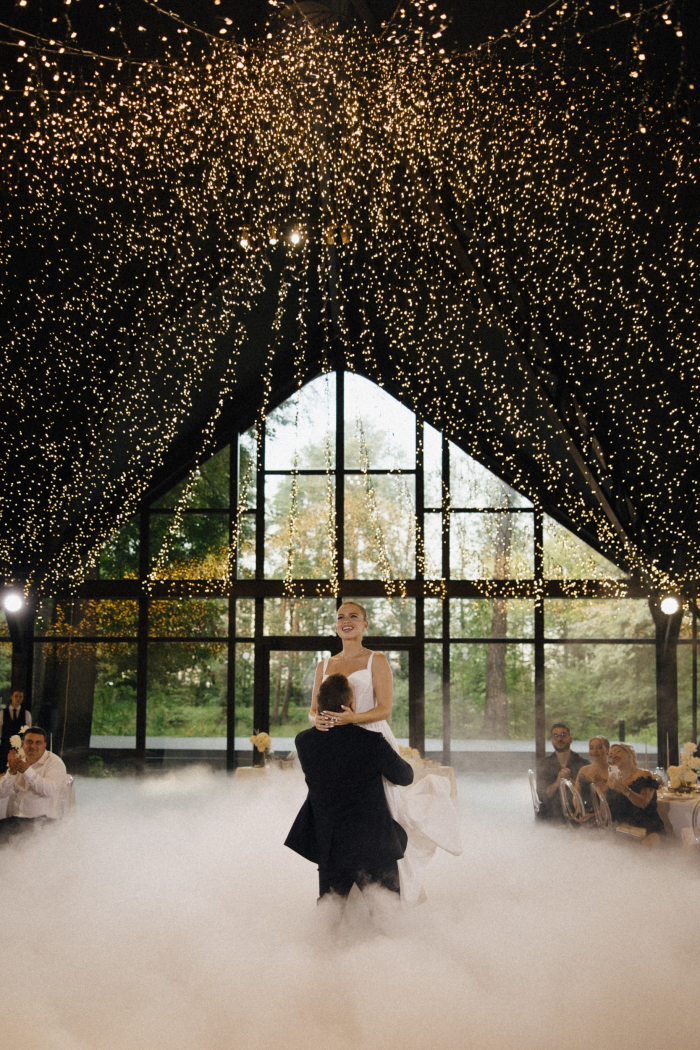 Знакомим вас с живописной свадебной площадкой Les Event House, где встречаются продуманный комфорт, красота и безопасность