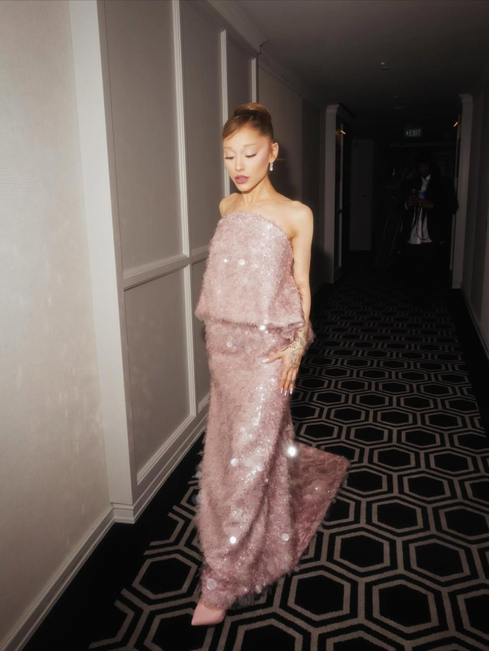 Пьерпаоло Пиччоли представил первую кутюрную работу для Balenciaga — музой стала Ариана Гранде