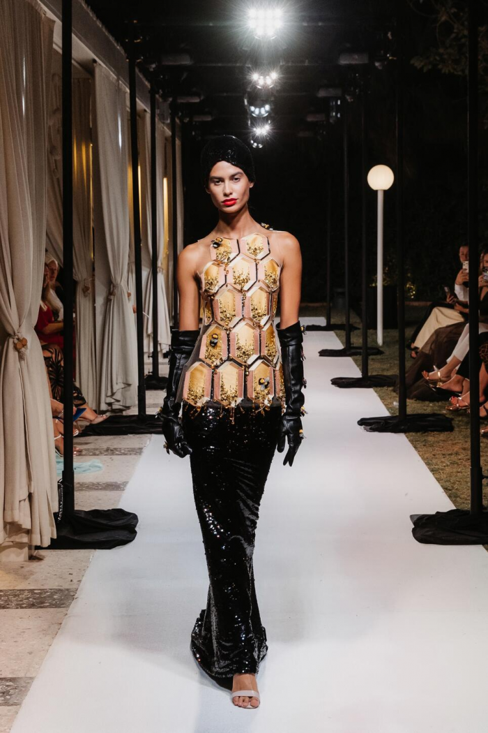 Модный Дом YANINA Couture впервые провел закрытый показ знаковых кутюрных образов