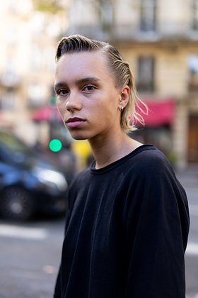 Прически на Новый год — 2026: 15+ идей для коротких, средних и длинных волос