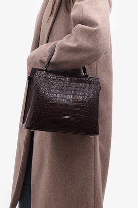 Модные женские сумки на зиму 2026 года: трендовые модели с фото, цвета, материалы и принты