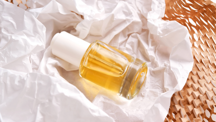 Почему некоторые бьюти-средства лучше хранить в холодильнике