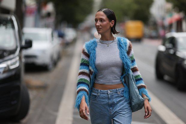 Что такое стиль Y2K? Как правильно носить одежду из 2000-х, главные тренды