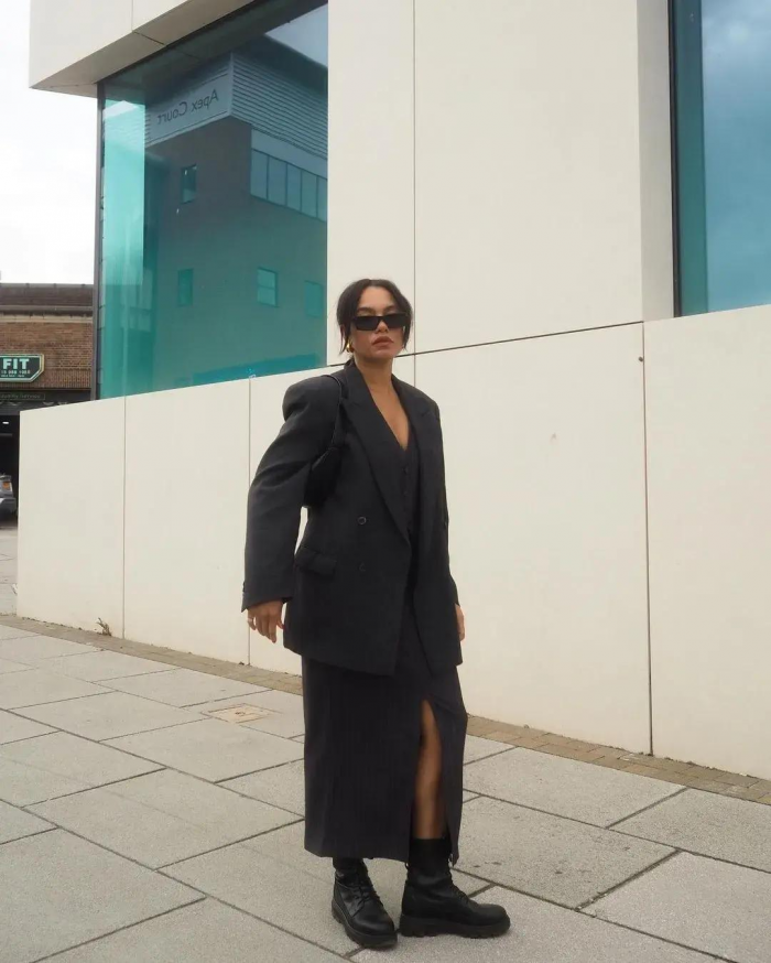 Теплая обувь: выбираем стильную пару на холодный сезон у российских брендов