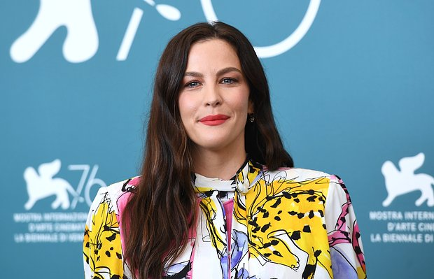 Макияж на Новый год 2026: идеи, советы и модные тренды