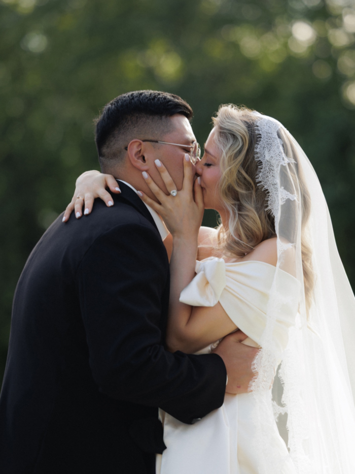 Судьба, искра и волшебный замок: наша история любви