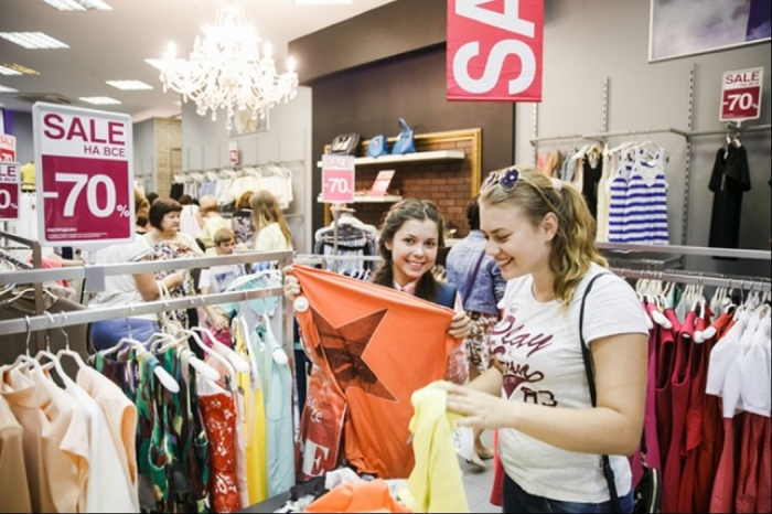 Сезон распродаж: как сэкономить на распродажах и не купить лишнего