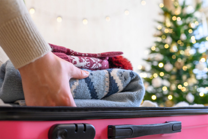 Эксперт моды Лисовец порекомендовал россиянам носить яркие шапки