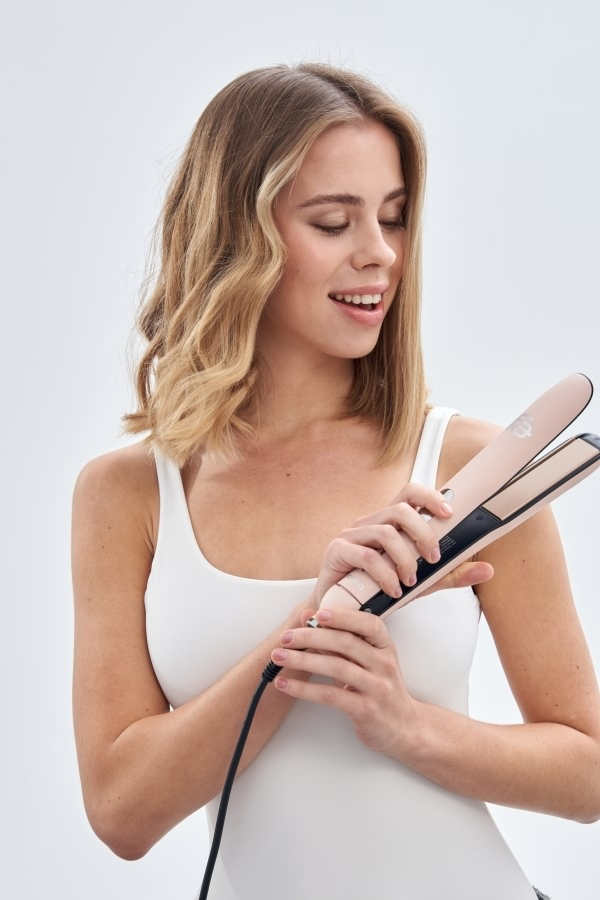 Паровой выпрямитель для волос
