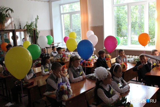 «Я выгорела, хотя только пришла»: омская учительница рассказала, почему молодые педагоги бегут из школ