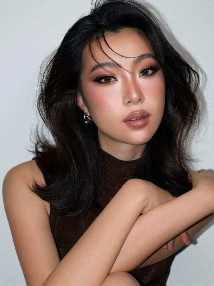 Макияж на Новый год 2026: как выглядеть роскошно в год Лошади